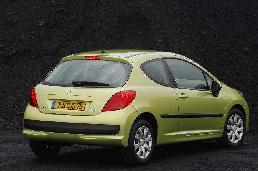  Peugeot 207 2006 года  (фото 140 из 180)